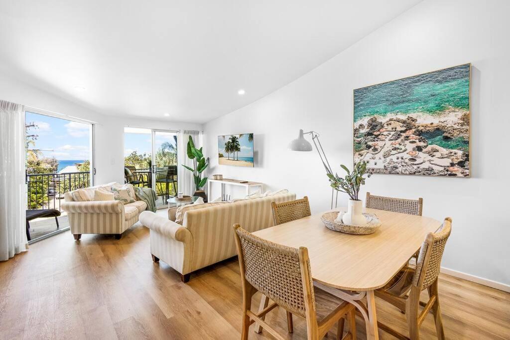 3 Andari, Sunshine ~ Modern Apt, 1 Min Apartment *