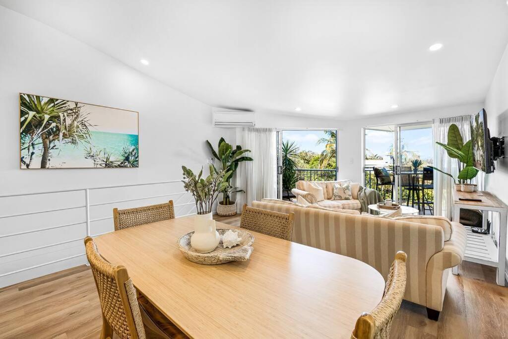3 Andari, Sunshine ~ Modern Apt, 1 Min * Sunshine Beach